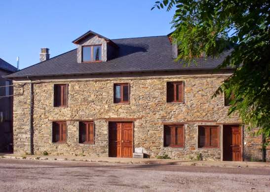 Photo Casa rural Cumbres Borrascosas 24360 Brañuelas