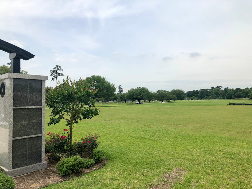 Funeral Home «Brookside Memorial Funeral Home, Crematory and Cemetery», reviews and photos, 13401 Eastex Fwy, Houston, TX 77039, USA