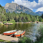 Photo n°5 de l'avis de Ingo.u fait le 20/08/2021 à 14:18 sur le  Schwimm-Hütte Völser Weiher à Völs am Schlern