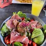 Photo n° 1 de l'avis de Lucas.o fait le 30/07/2023 à 10:48 pour CANOPÉ 76 - Rouen à Mont-Saint-Aignan