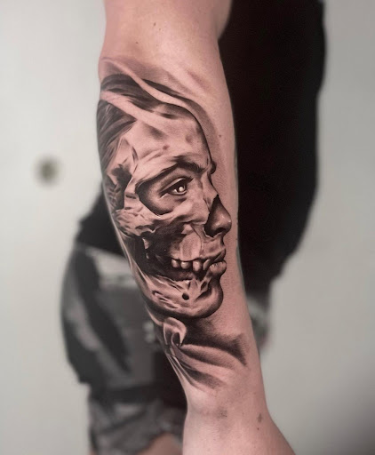 Explore pisces symbol tattoos ideas, creative tattoo ideas in Stanton, available at Skin Design Tattoo Orange County