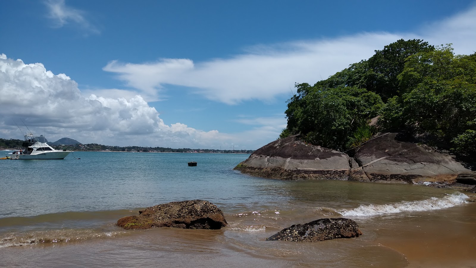 Photo de Plage de Conchas avec un niveau de propreté de très propre