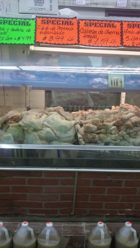 Supermarket «Huracan Supermarket», reviews and photos, 402 E Sligh Ave, Tampa, FL 33604, USA