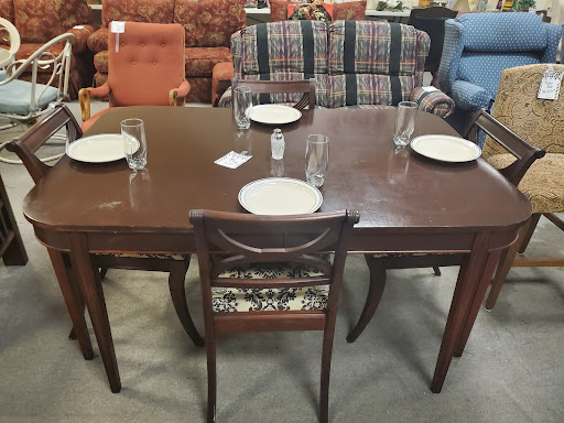 Thrift Store «Salvation Army Thrift Store», reviews and photos, 1409 E Stone Dr, Kingsport, TN 37660, USA