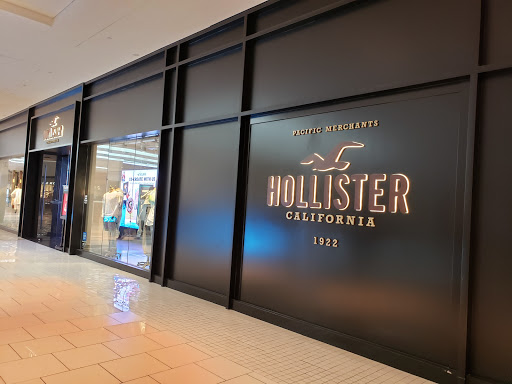 Clothing Store «Hollister Co.», reviews and photos, 19575 Biscayne Blvd #1335, Aventura, FL 33180, USA
