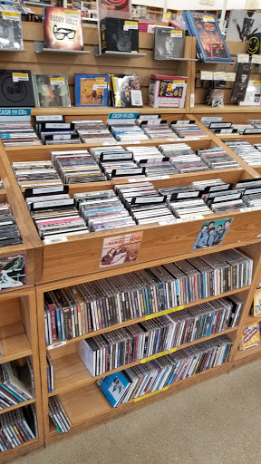 Book Store «Half Price Books», reviews and photos, 1075 E Golf Rd, Schaumburg, IL 60173, USA