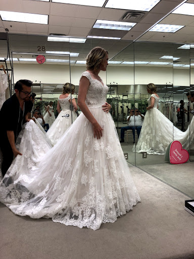 Stores to buy wedding dresses Austin