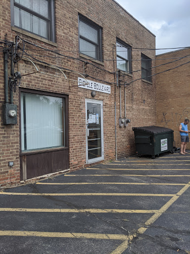 Bicycle Store «Bicycle Boulevard», reviews and photos, 20132 Chagrin Blvd, Shaker Heights, OH 44122, USA