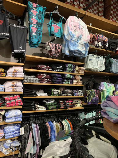 Clothing Store «Zumiez», reviews and photos, 300 Monticello Ave #193, Norfolk, VA 23510, USA