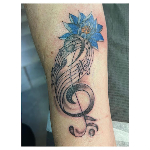 Explore circle tattoo cover up ideas, creative tattoo ideas in Vermillion, available at IKTOMI-INK Tattoo Experience