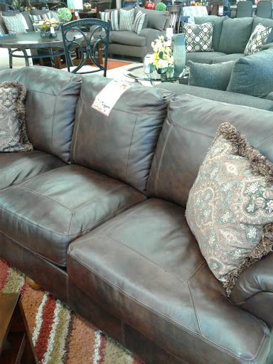 Furniture Store «Casa Leaders Inc», reviews and photos, 1200 Pacific Coast Hwy, Wilmington, CA 90744, USA