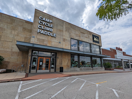 Camping Store «REI», reviews and photos, 1703 S Brentwood Blvd, Brentwood, MO 63144, USA
