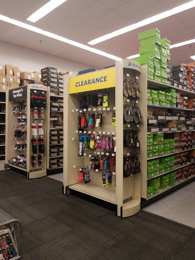 Sporting Goods Store «Academy Sports + Outdoors», reviews and photos, 1101 W Arbrook Blvd, Arlington, TX 76015, USA