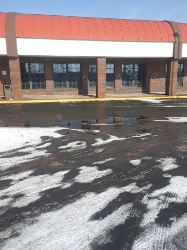 Shopping Mall «Sibley Plaza», reviews and photos, 2401 7th St W, St Paul, MN 55116, USA