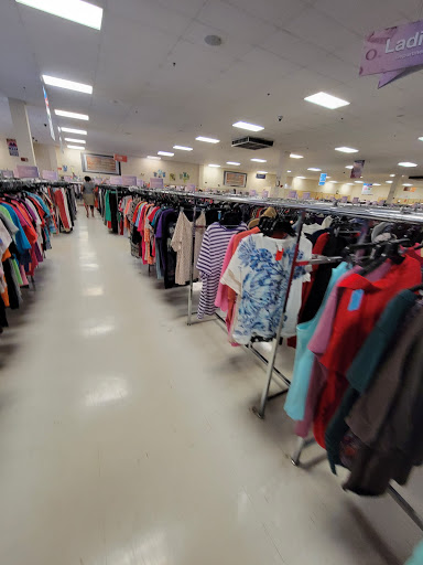 Thrift Store «Amvets Thrift Stores», reviews and photos, 109 S Seven Oaks Dr, Knoxville, TN 37922, USA