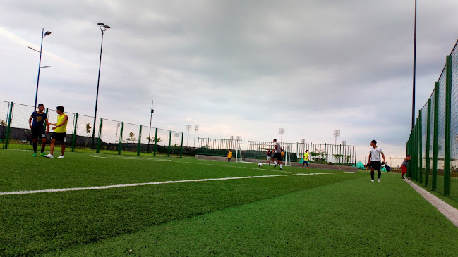 Estadio Christian Benitez Betancourt - Campo de fútbol