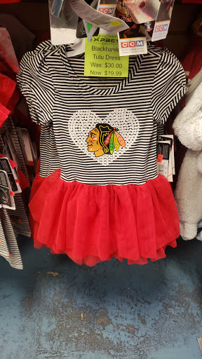 Sportswear Store «Sports Outlet Express», reviews and photos, 386 E Golf Rd, Arlington Heights, IL 60005, USA