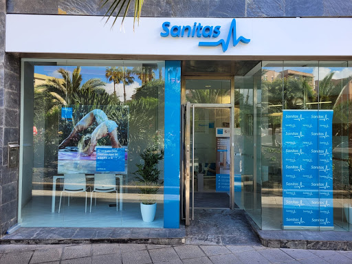 Oficina Sanitas Las Palmas, 7 Palmas