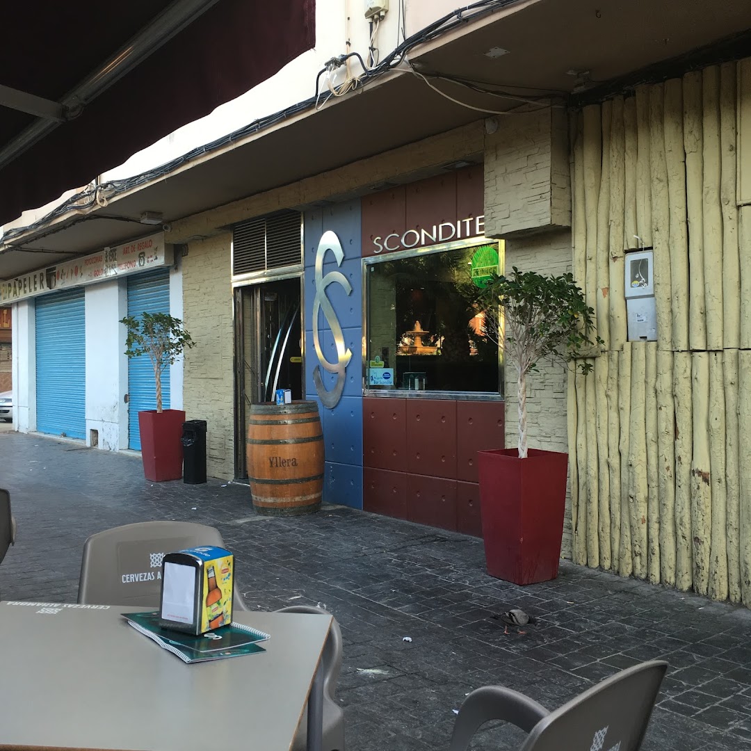 Scondite Bar en la ciudad Almería