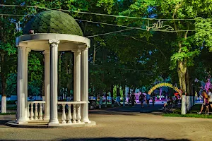 Teatral'nyy Park Im. Chernyshevskogo image