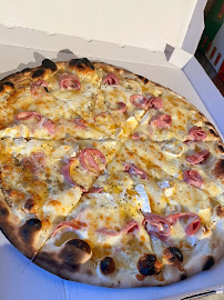 Plats et boissons du Pizzas à emporter Le Napoli Pizza à Rognac - n°1