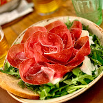 Photo n°1 de l'avis de Maurizio. fait le 22/11/2023 à 15:09 sur le  Verde Salvia à Pavia