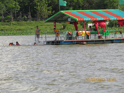 Ban Tha Wat Rafts