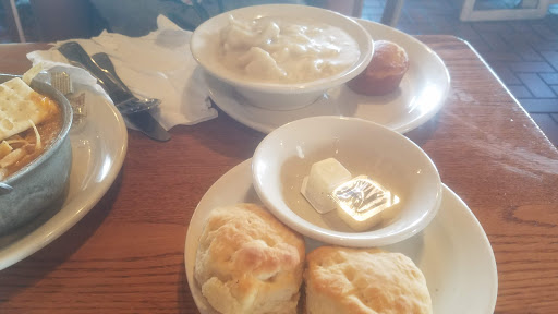 American Restaurant «Cracker Barrel Old Country Store», reviews and photos, 4321 S Interstate Hwy 35, San Marcos, TX 78666, USA