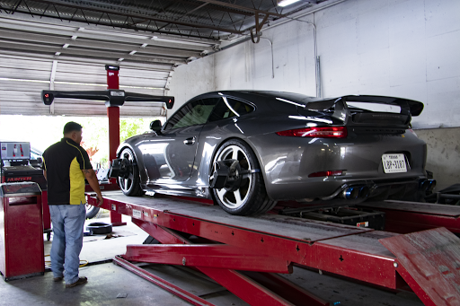 Auto Body Shop «Star Collision Repair, LLC», reviews and photos, 5710 Kenwick St, San Antonio, TX 78238, USA