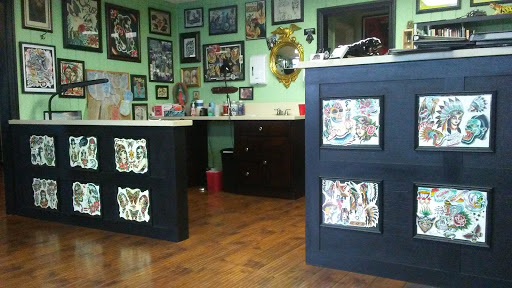 Tattoo Shop «Old Towne Tattoo Parlor», reviews and photos, 722 W Chapman Ave, Orange, CA 92868, USA