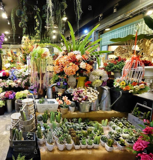 Mai's Flower Shop