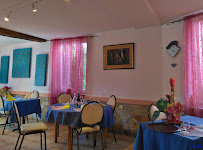 Atmosphère du Restaurant Le Relais Fleuri à Paslières - n°3
