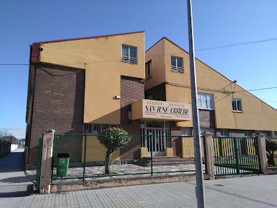 Colegio bilingüe San José obrero Cam. el Francés, 116, 24400 Ponferrada, León, España