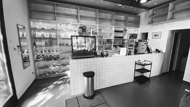 Grinder Fitness & Coffee Shop - Kávézó