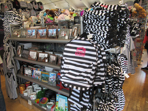 Gift Shop «Alcatraz Gift Shop», reviews and photos, 39 Pier 39 Concourse, San Francisco, CA 94133, USA