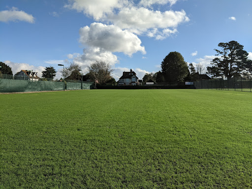 The Avenue Lawn Tennis, Squash and Fitness Club