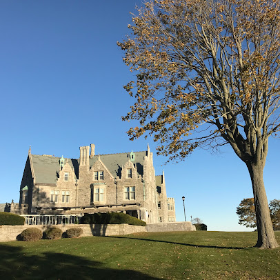 University of Connecticut: Avery Point Campus