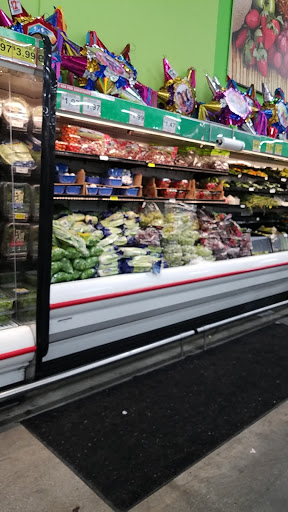 Grocery Store «El Super», reviews and photos, 315 San Fernando Mission Blvd, San Fernando, CA 91340, USA