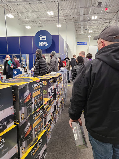 Electronics Store «Best Buy», reviews and photos, 499 Sunrise Hwy North Service Rd, Patchogue, NY 11772, USA