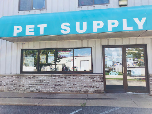 Pet Supply Warehouse, 5051 Forest Hills Ct, Loves Park, IL 61111, USA, 
