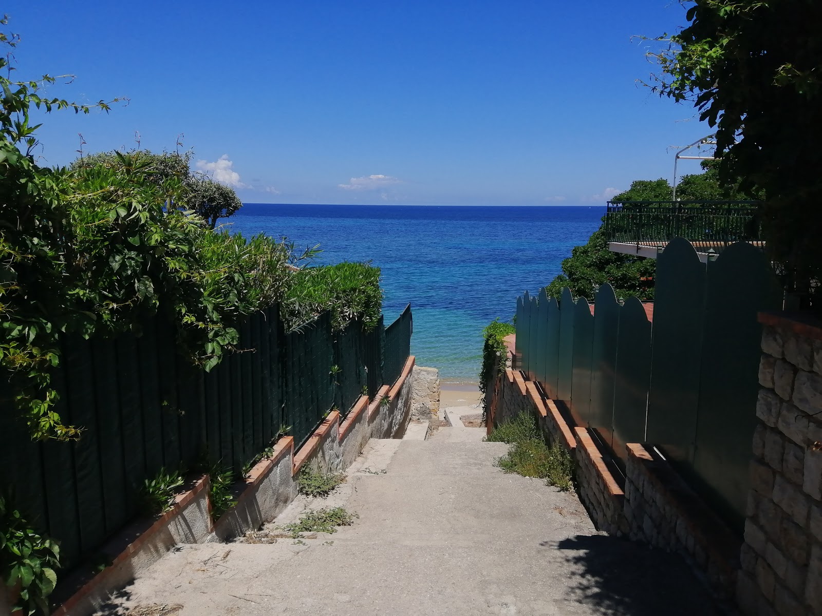 Aciddara beach photo #8