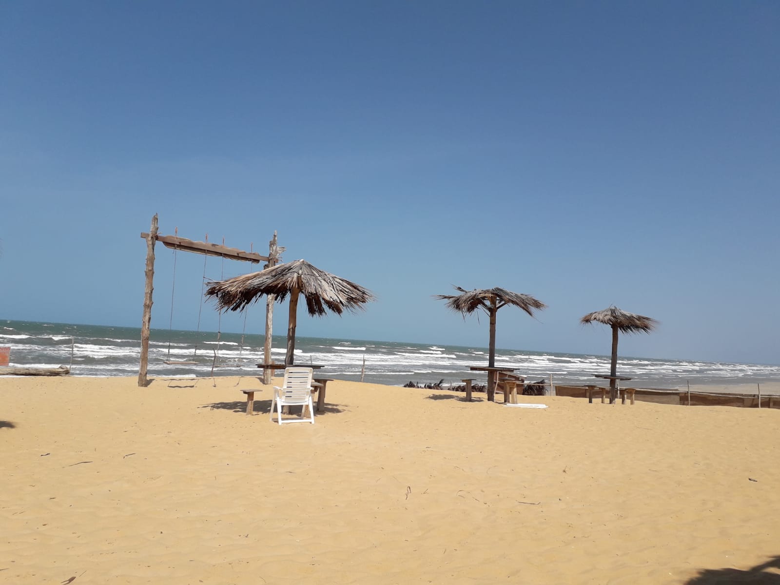 Praia do Barro Vermelho'in fotoğrafı çok temiz temizlik seviyesi ile