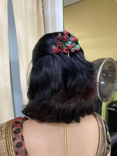 Beauty Salon «Aabh Beauty Salon», reviews and photos, 3201 NJ-27, Franklin Park, NJ 08823, USA