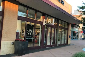 Michael Kors Outlet image