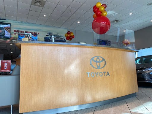 Toyota Dealer «Springhill Toyota», reviews and photos, 3062 Government Blvd, Mobile, AL 36606, USA