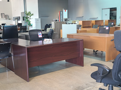 Furniture Rental Service «CORT Furniture Rental and Clearance center», reviews and photos, 1207 N Boulevard, Richmond, VA 23230, USA