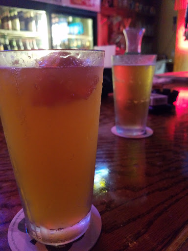 Bar & Grill «Wall Street», reviews and photos, 121 N Maple St, Murfreesboro, TN 37130, USA