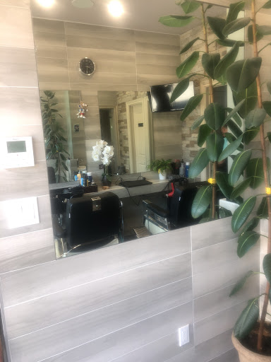 Hair Salon «Cortelyou Style Beauty & Hair Salon», reviews and photos, 916 Cortelyou Rd, Brooklyn, NY 11218, USA