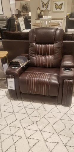 Furniture Store «Value City Furniture», reviews and photos, 2536 N Elston Ave, Chicago, IL 60647, USA