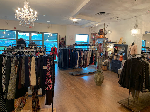 Consignment Shop «Style M.E. Boutique», reviews and photos, 563 N Drake Rd, Kalamazoo, MI 49009, USA